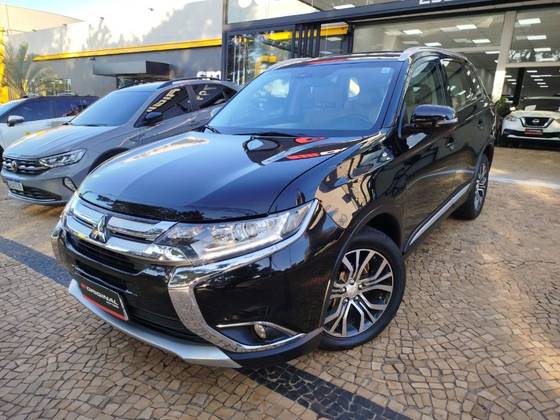 MITSUBISHI OUTLANDER 2.2 4X4 16V DIESEL 4P AUTOMÁTICO MITSUBISHI OUTLANDER 2.2 4X4 16V DIESEL 4P AUTOMÁTICO